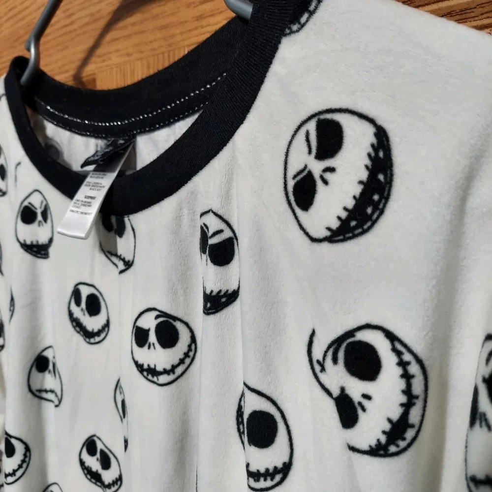 Pajama Top Nightmare Before Christmas Fleece Soft Long Sleeved‎ Shirt L (12-14)